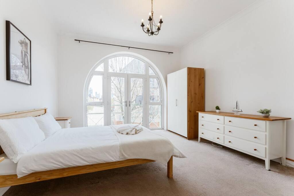 Spacious Ensuite Room Near Top Tourist Attractions London Exterior photo